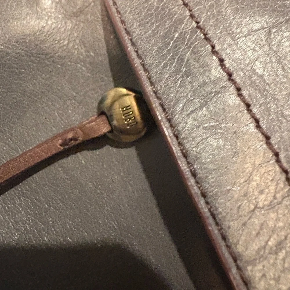 Hobo Purse - Picture 9 of 11